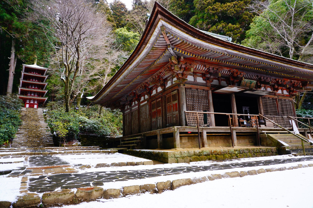 残雪の室生寺