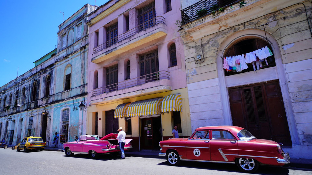 ハバナ（キューバ）の空は青かった