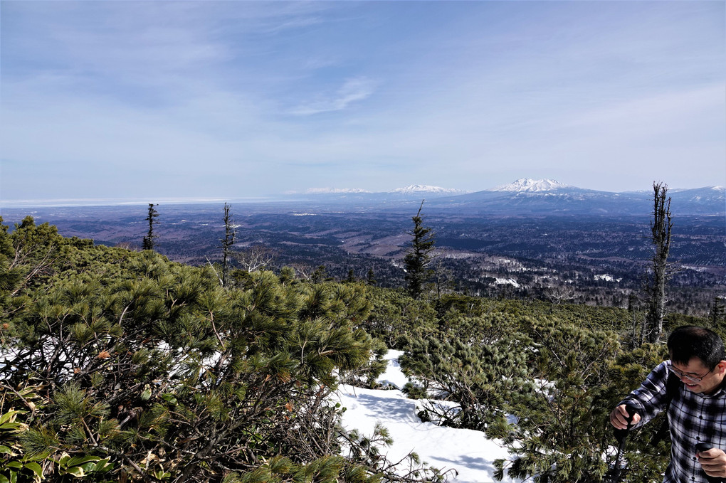 残雪の藻琴山登山-1