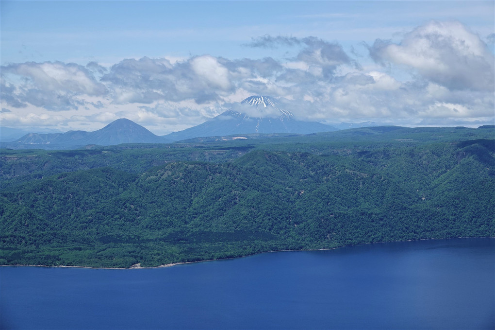 風不死岳(ふっぷしだけ)登頂　支笏湖南側の山