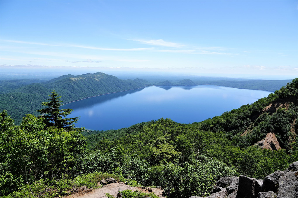 支笏湖を見下ろす　恵庭岳登山-3