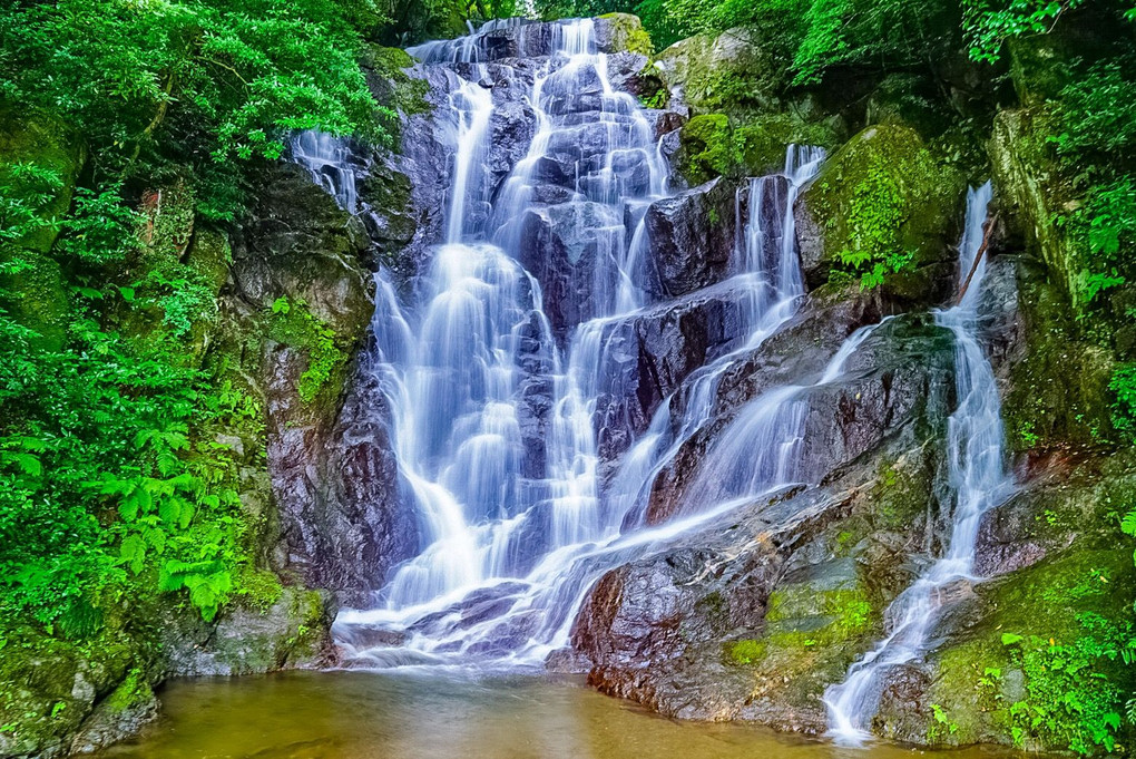 福岡の涼スポット 白糸の滝