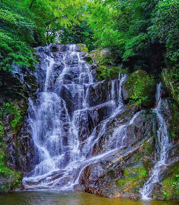 福岡の涼スポット 白糸の滝