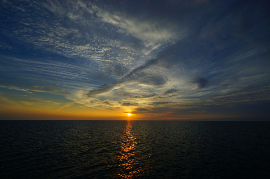 船上からの日没