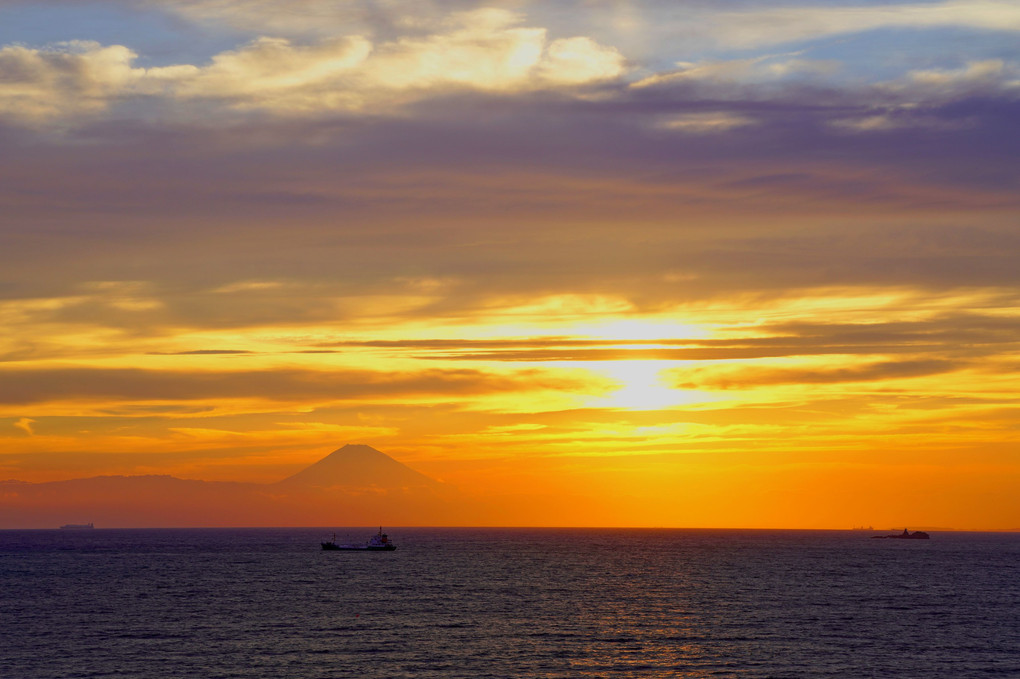 夏至の夕空と富士山🗻