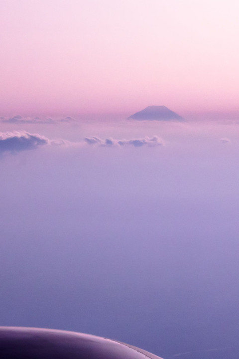 空の上から富士山見えた