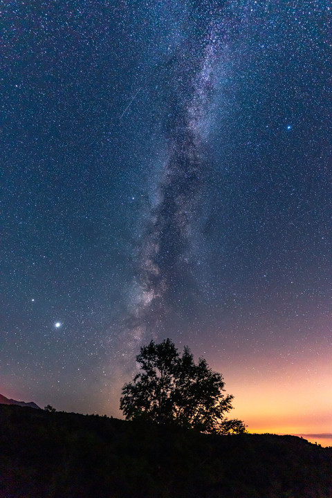 夜空を流れる天の川