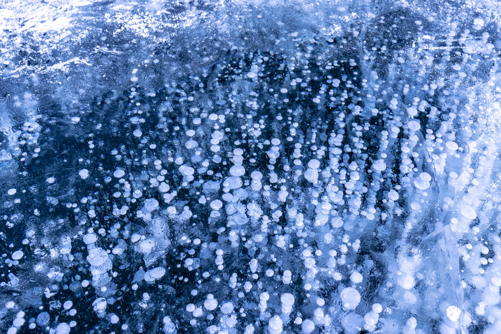 Ice Bubbles in Nukabira