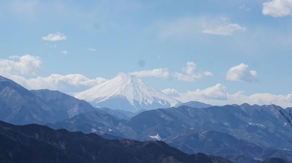 富士の白い噴火