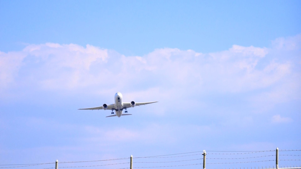 福岡空港　着陸・離陸