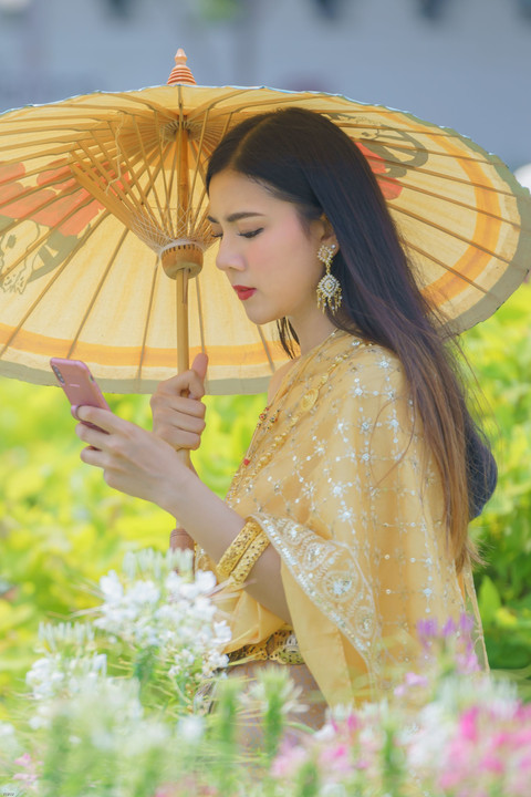 タイの民族衣装は綺麗ですよね