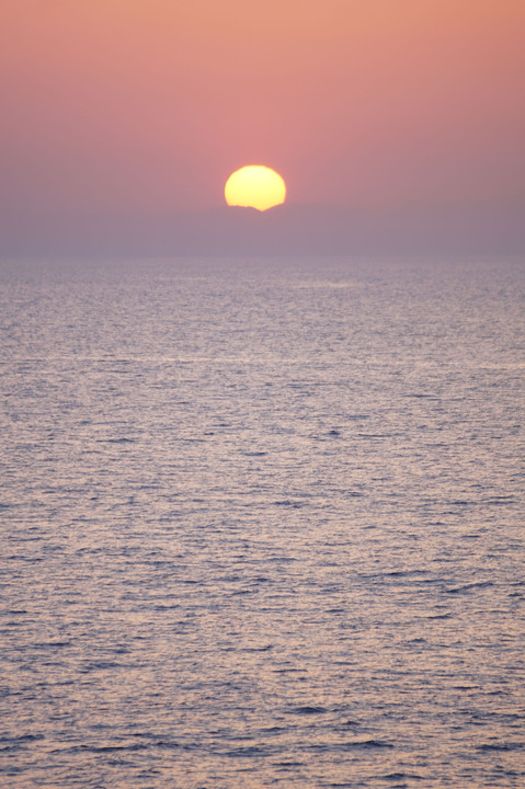紀伊半島に沈む夕日