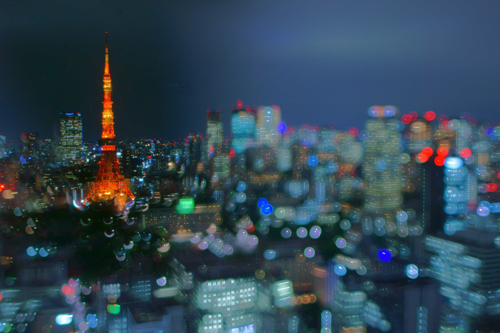 玉の光の東京タワー