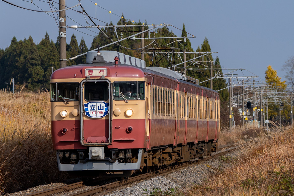 えちごトキめき鉄道　455+413系