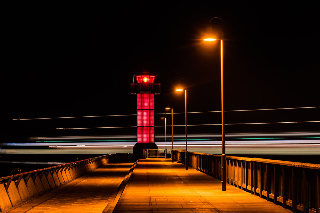 せとしるべ･･･高松港の赤灯台再び