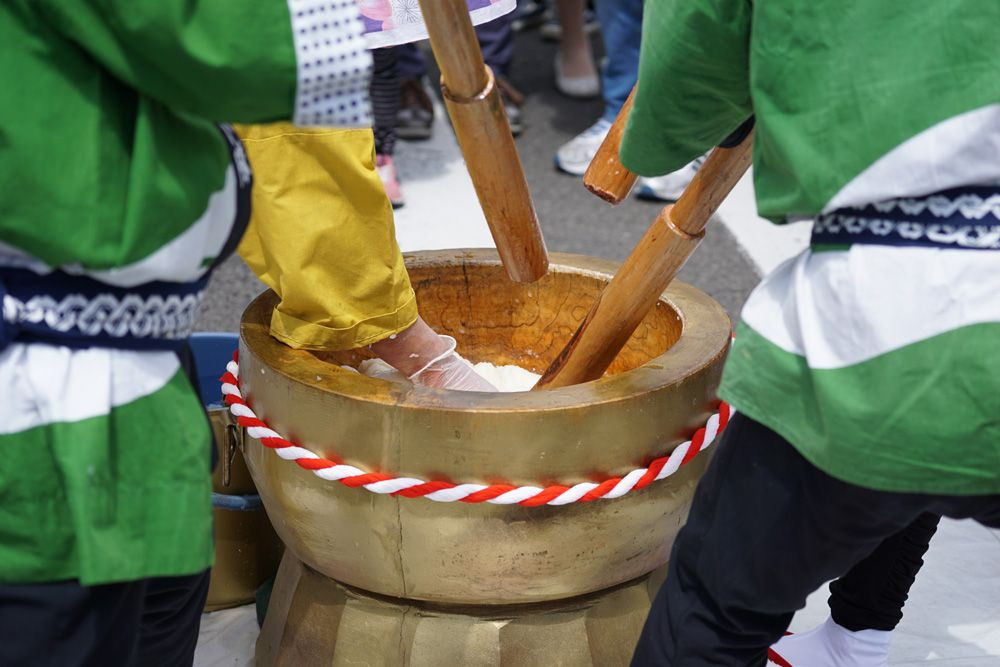 一関祝い餅つき振舞い隊