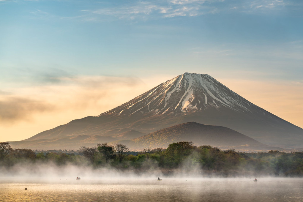 逆さ富士　３湖（精進湖、西湖、河口湖）