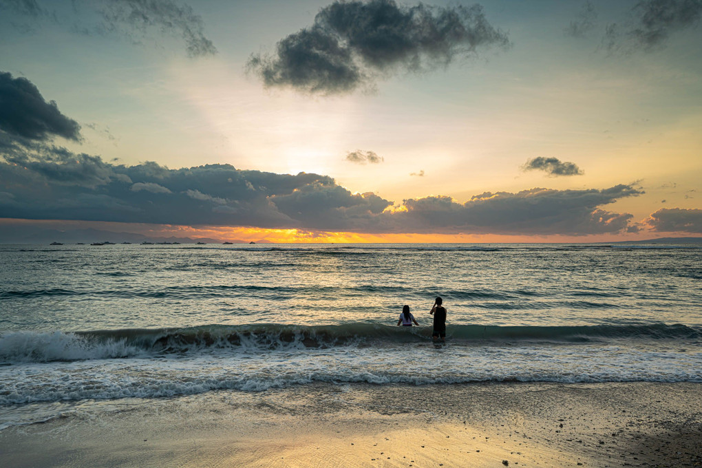 バリ島　サヌールビーチの朝