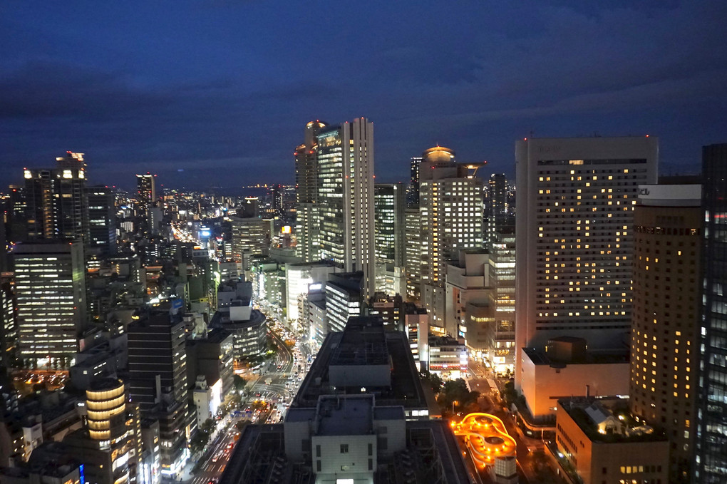 大阪駅前第三ビルからの眺め