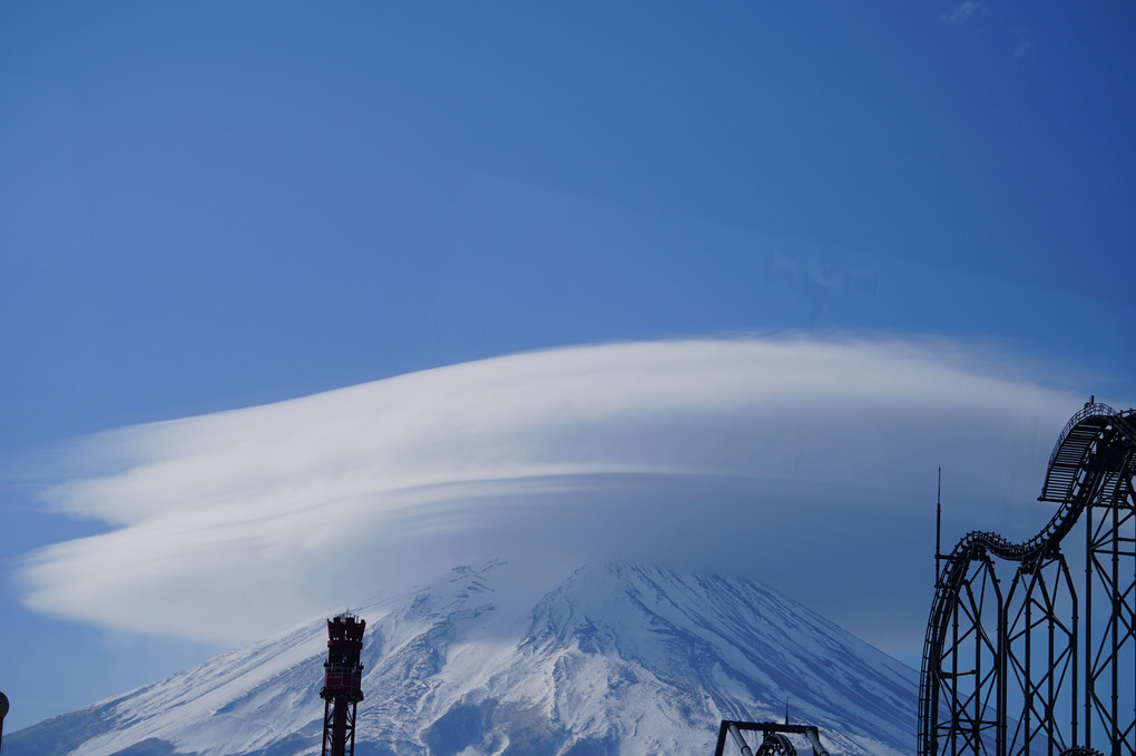 傘雲の富士山