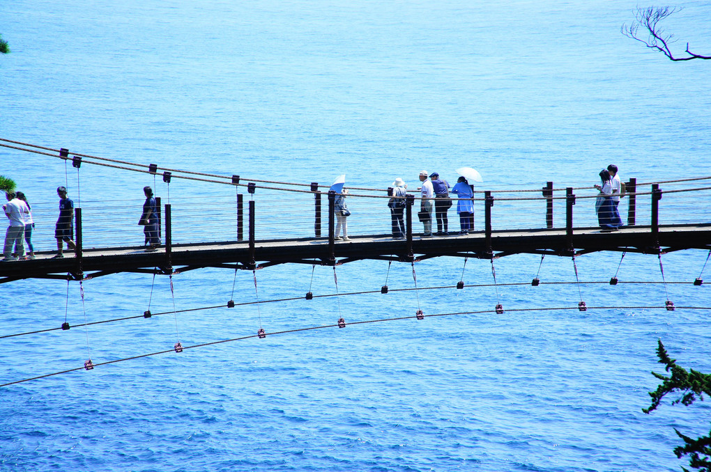 城ケ崎海岸の吊り橋