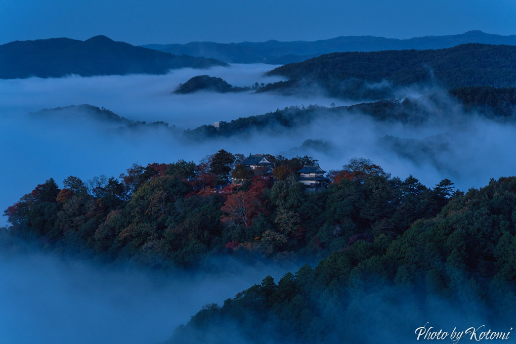 山城の夜明け☁️🏯🍁