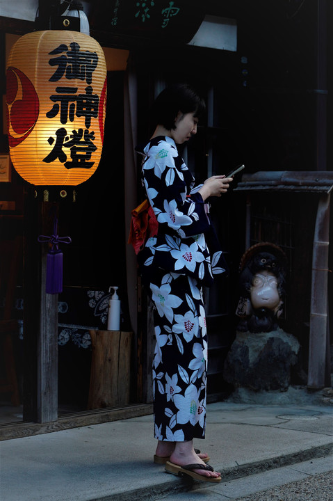 祭礼の日に纏う