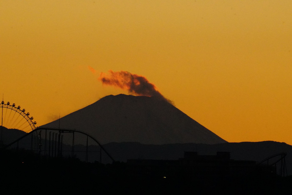 富士山から噴煙 ?