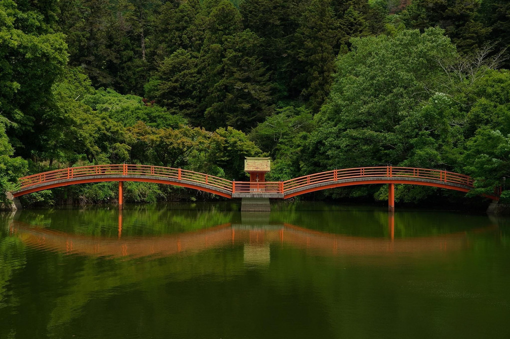 播磨国安志稲荷神社の弁天橋