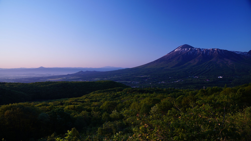 明け方の岩手山