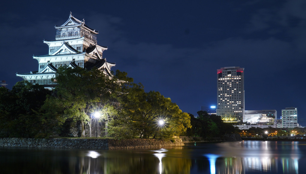 広島城の夜景