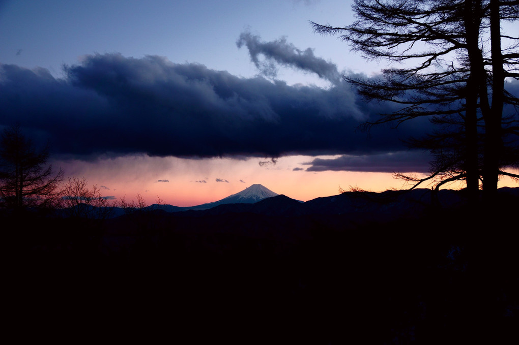 曇っても富士山