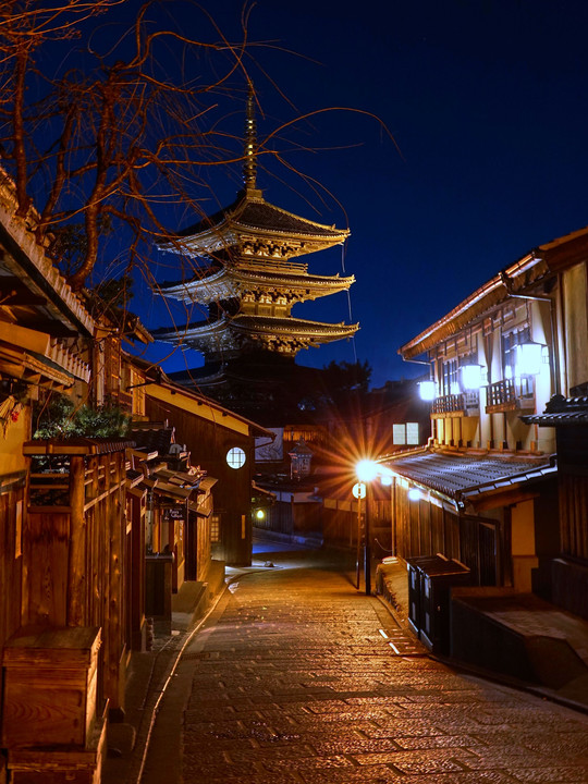 京都　～八坂の塔～