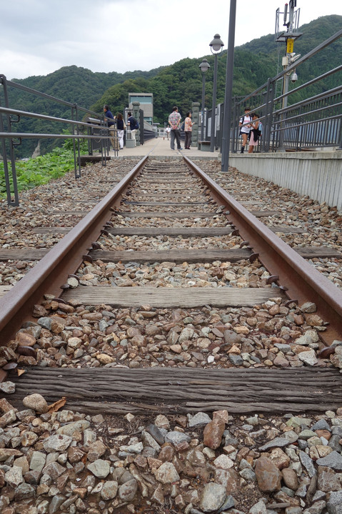 空の駅とクリスタルタワー