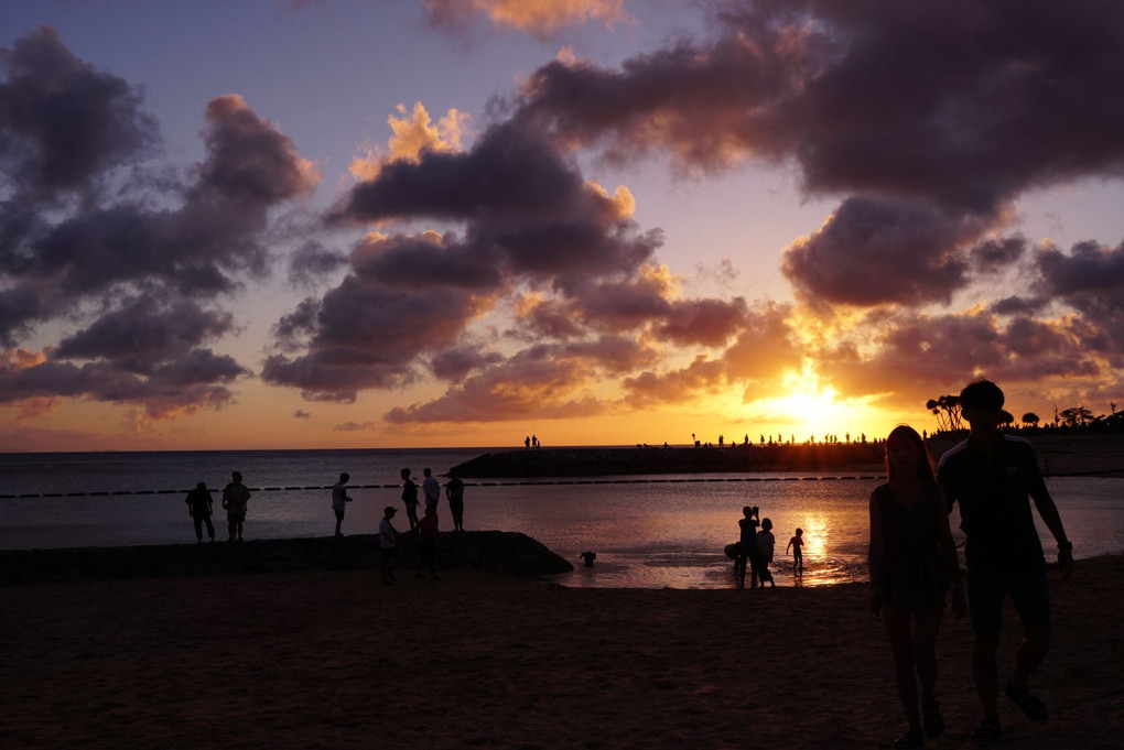 沖縄 サンセットビーチの夕日