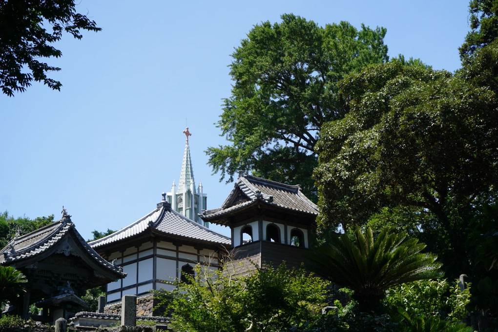 長崎  平戸ザビエル記念教会と寺院