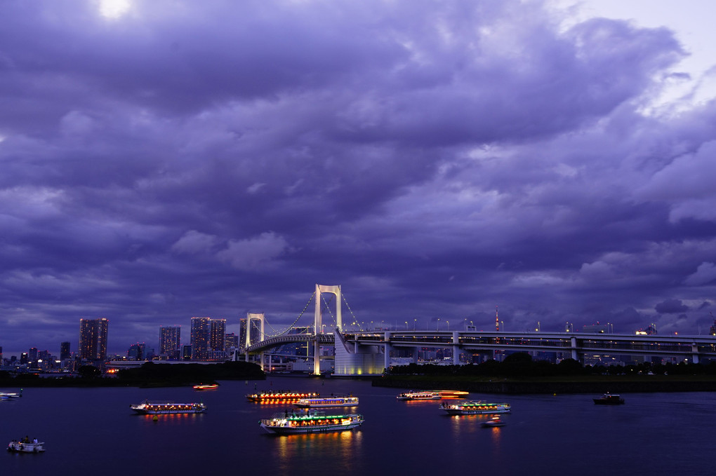 怪しい雲行き