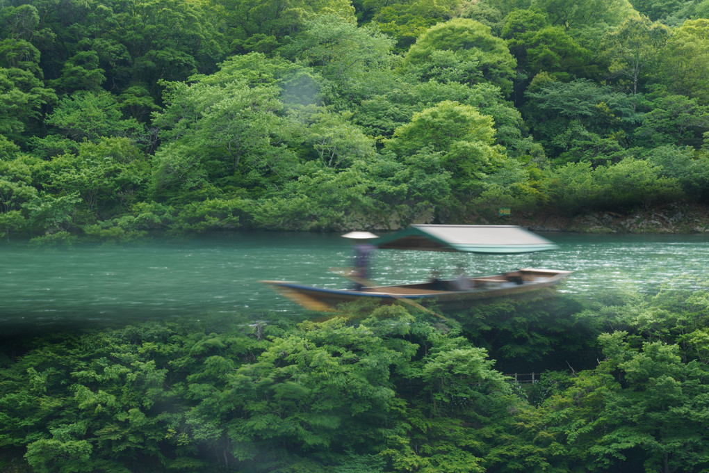 緑水に棹を差す