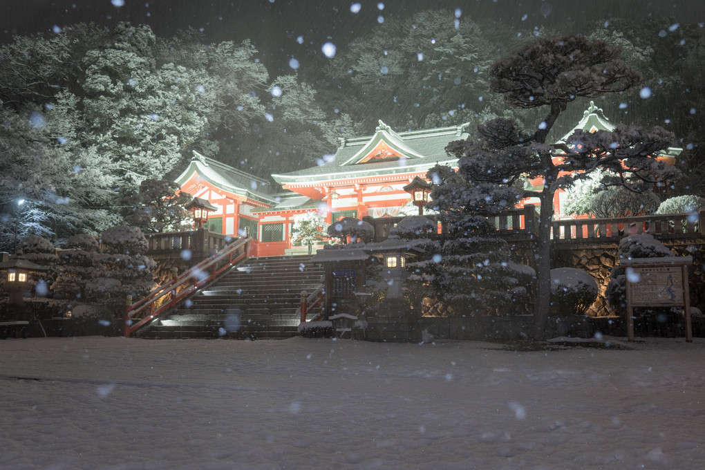 雪の織姫神社