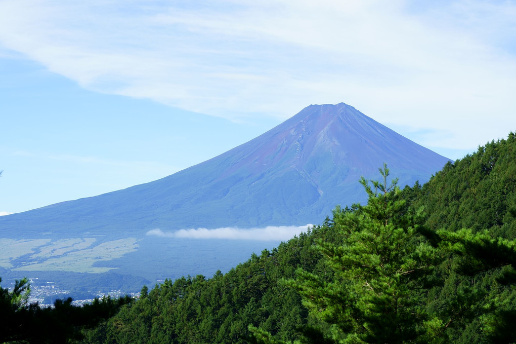 雲隠れ・時々刻々～ある日、三つ峠登山道からの富士の変化