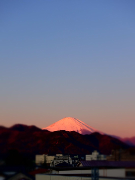 冬の富士山は、お化粧上手です。いいな～