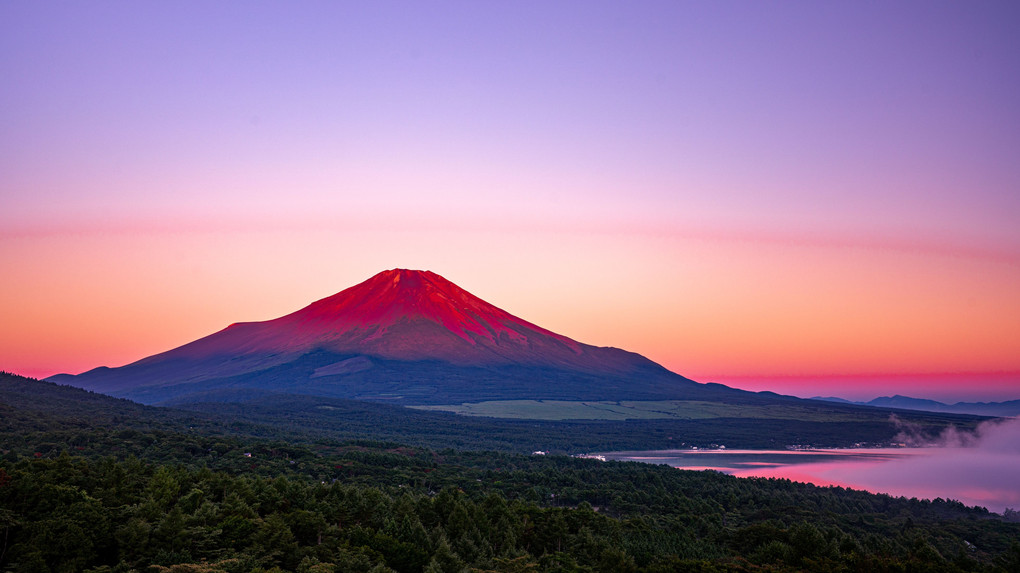 山中湖7景（赤富士、コブハクチョウ親子、天の川）