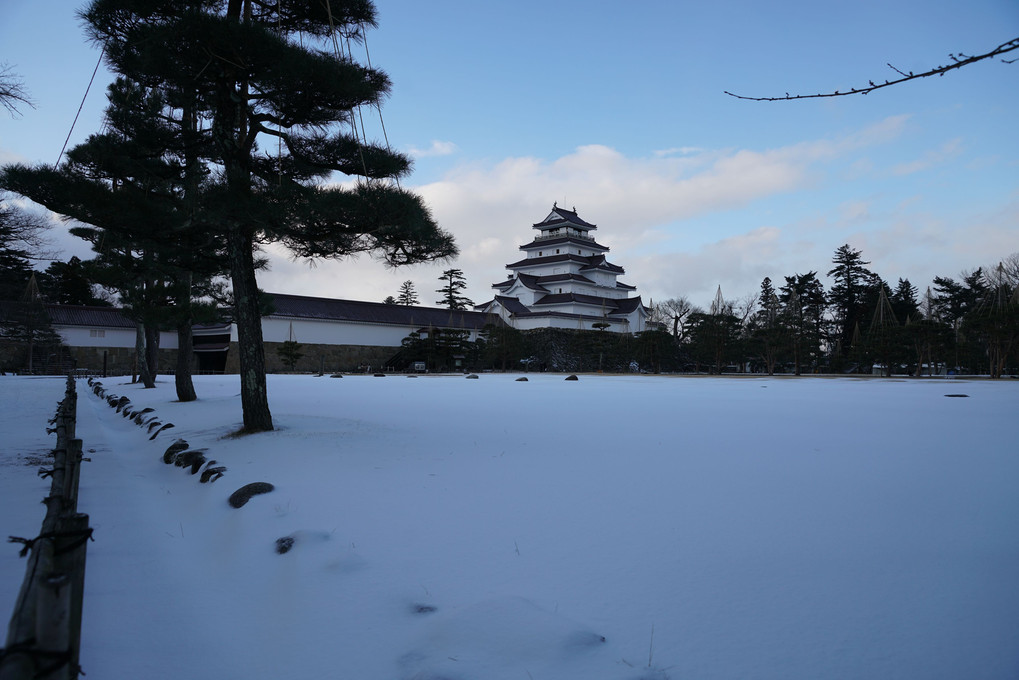 難攻不落の雪城にて