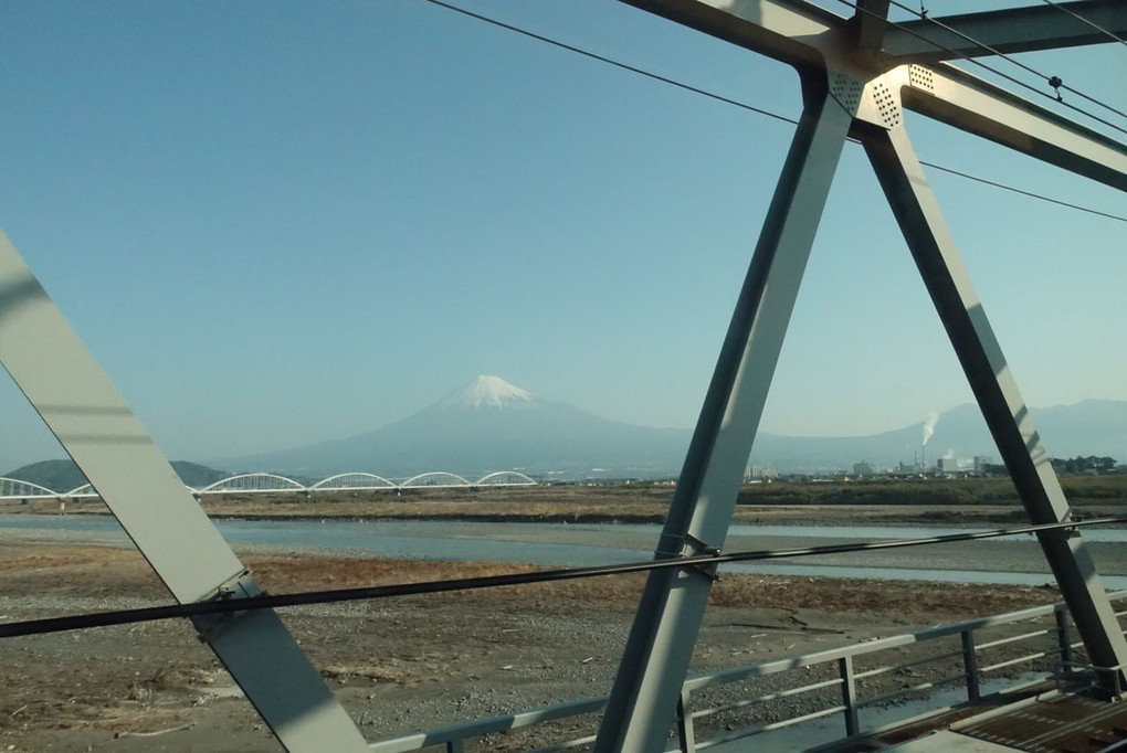鉄橋からの富士山