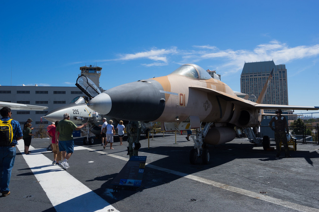 "USA" F/A-18 Hornet "USS Midway Museum"