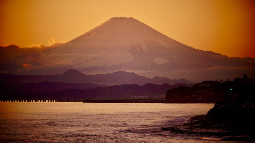 富士の夕暮れ　＠湘南・稲村が崎