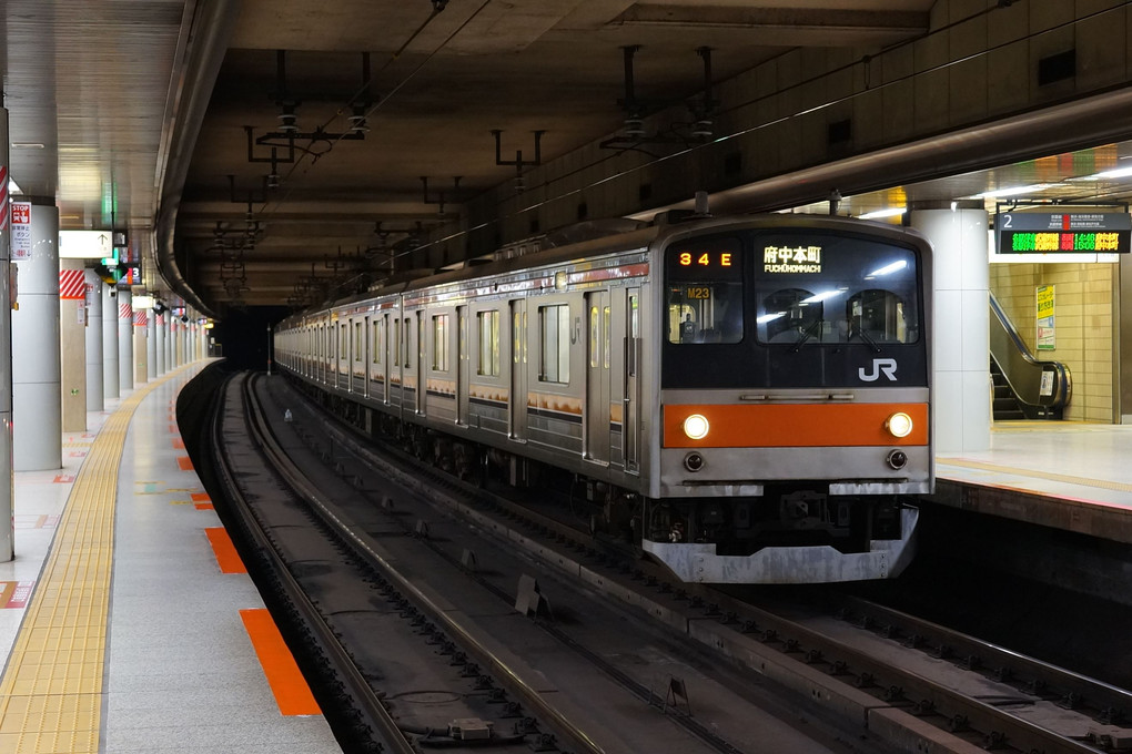 武蔵野線の205系 in 東京駅