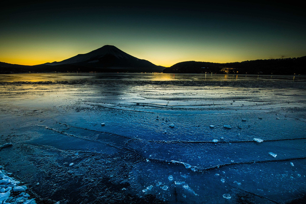 凍結の湖