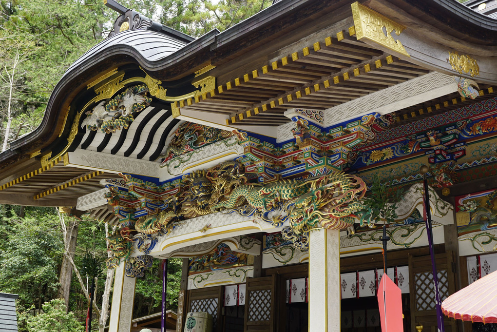 春の宝登山神社