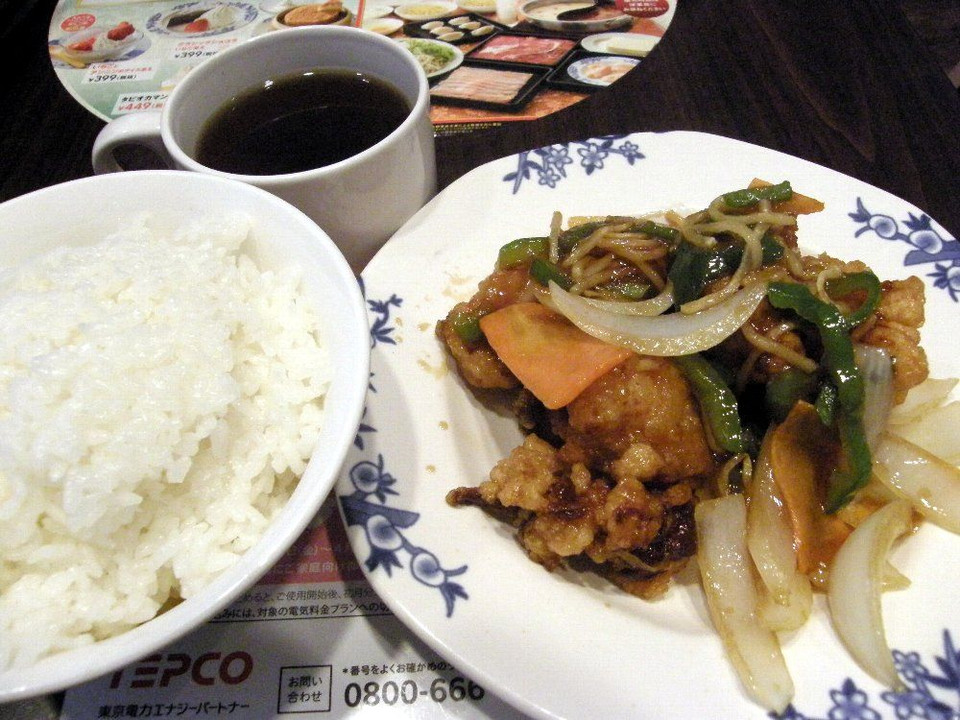 鶏肉と野菜の甘酢炒め(ごはん大盛り)